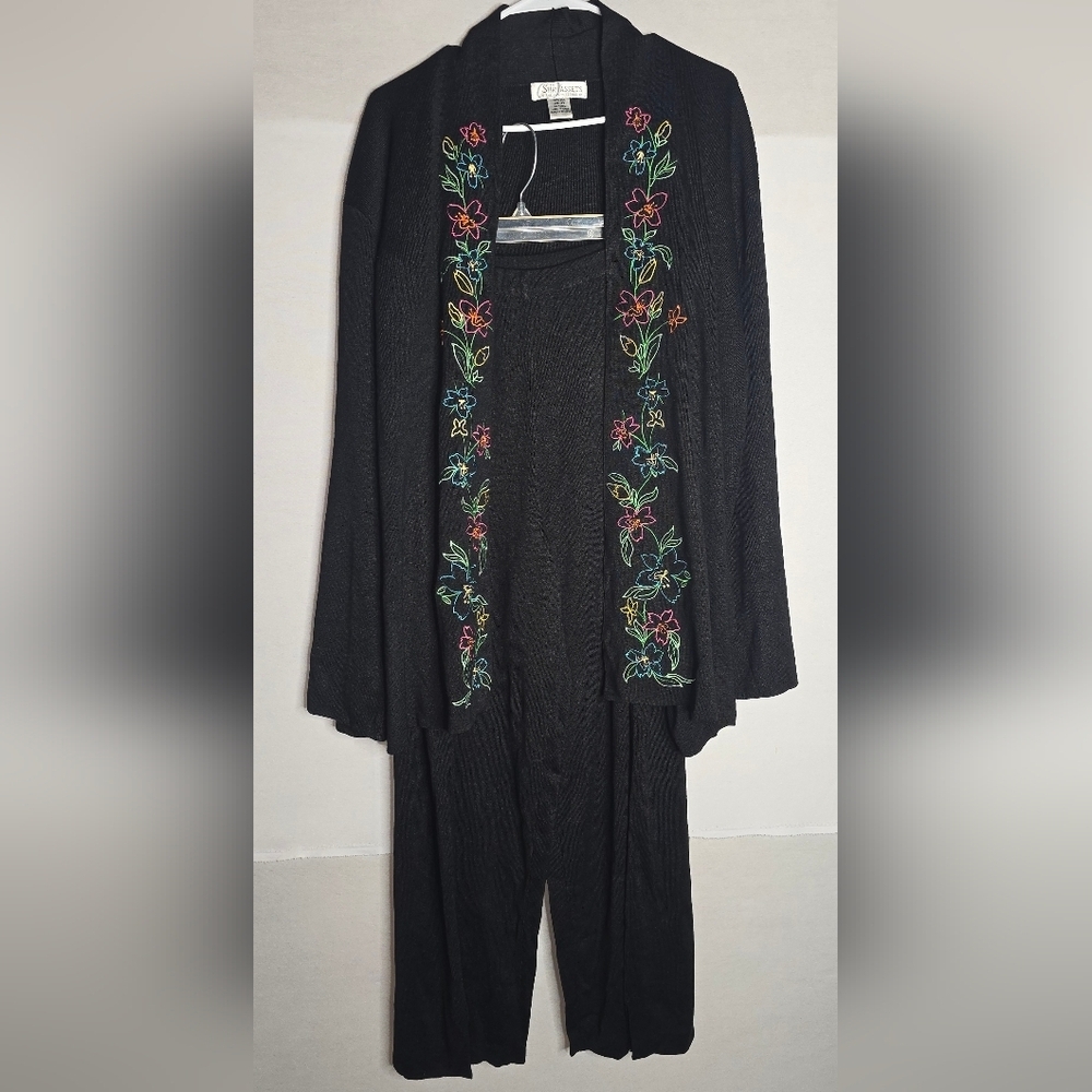 Diane Von Furstenberg 2 Piece Set Cardigan Pants Women’s 100% Silk Black 3x